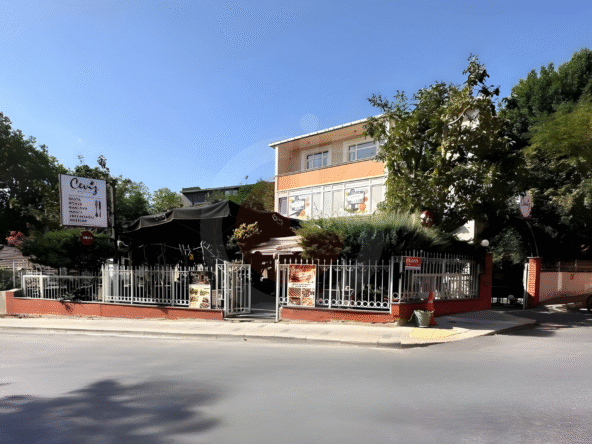 Bahçeköy KİRALIK OFİS KATI 110m2 Adnan Menderes Caddesi Üzerinde