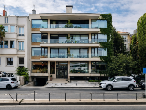 Beşiktaş Kuruçeşme’de Satılık Yalı Dairesi.